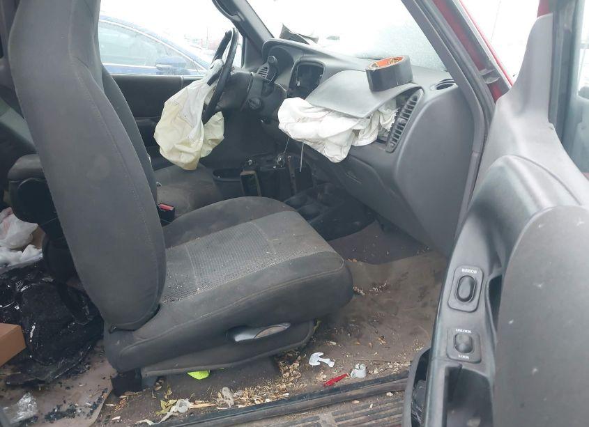 Photo 5 of 2003 Ford Ranger EDGE/TREMOR/XL/XLT (VIN 1FTYR14V93TA03499)
