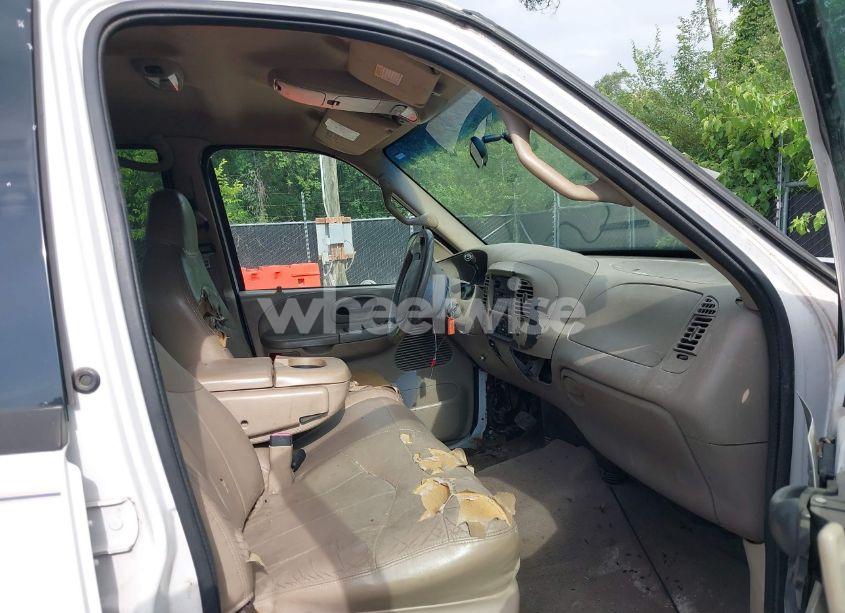 Photo 5 of 2001 Ford F-150 KING RANCH EDITION/LARIAT/XLT (VIN 1FTYR14V9XP******)