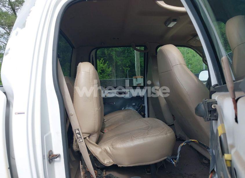 Photo 8 of 2001 Ford F-150 KING RANCH EDITION/LARIAT/XLT (VIN 1FTYR14V9XP******)