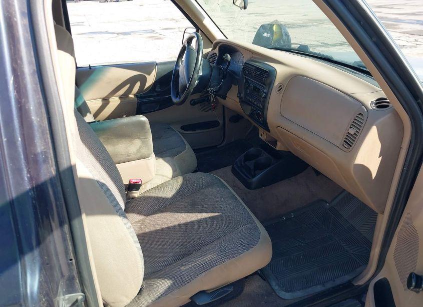Photo 5 of 2000 Ford Ranger XL/XLT (VIN 1FTYR14V9YPA67445)