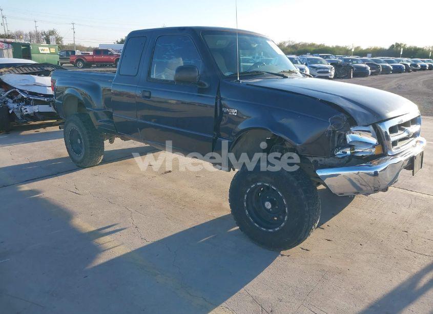 2000 Ford Ranger XL/XLT (VIN 1FTYR14V9YTB42247) main photo