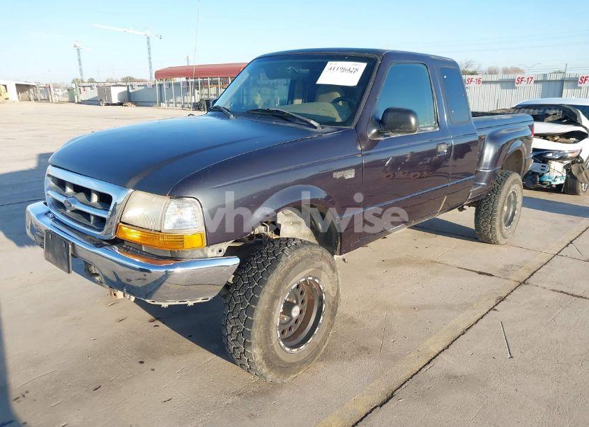 Photo 2 of 2000 Ford Ranger XL/XLT (VIN 1FTYR14V9YTB42247)
