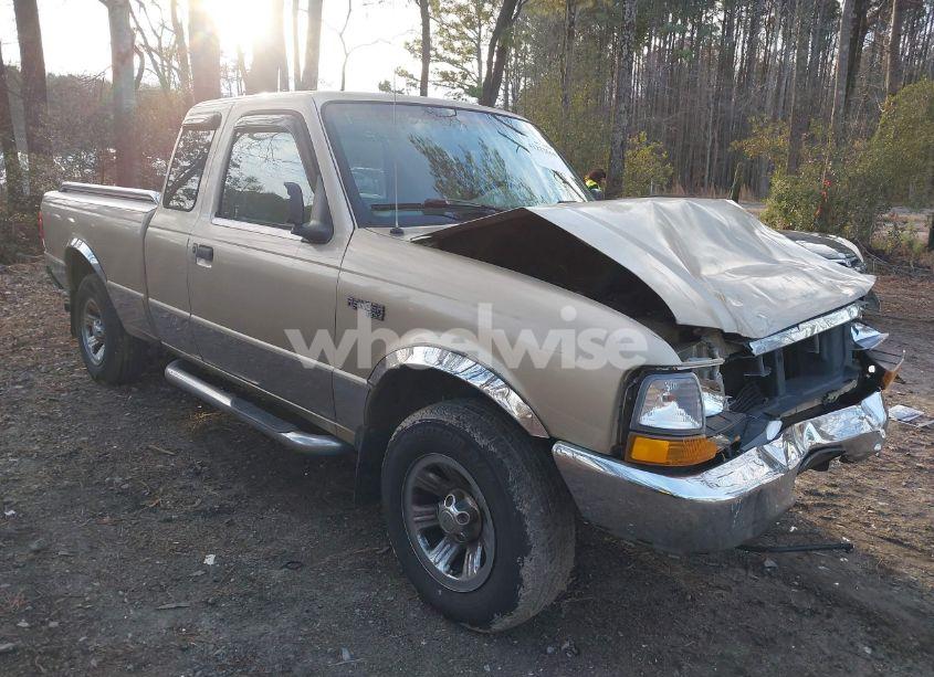 2000 Ford Ranger XL/XLT (VIN 1FTYR14VXYTB11217) main photo
