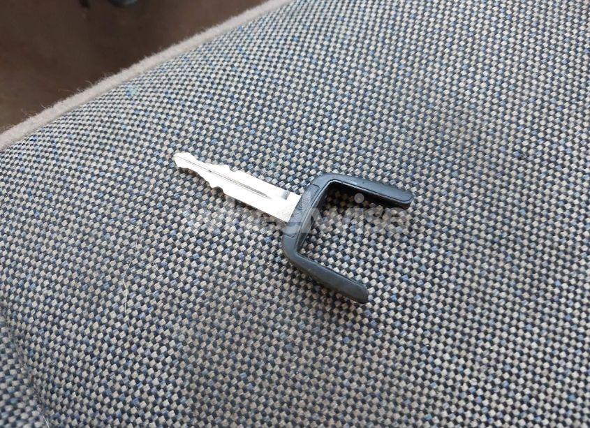 Photo 11 of 2000 Ford Ranger XL/XLT (VIN 1FTYR14VXYTB11217)