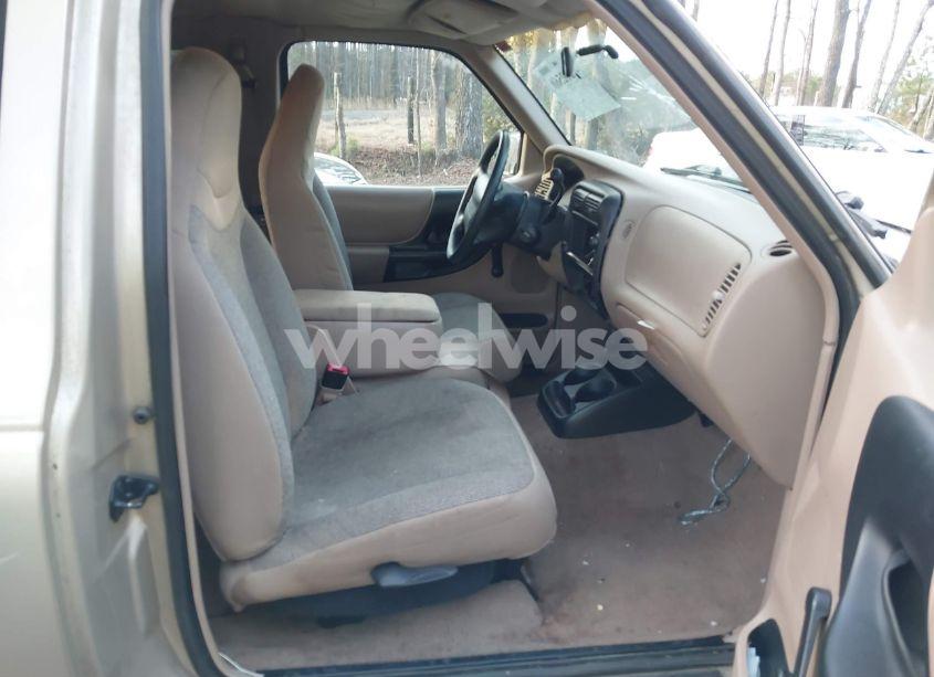 Photo 5 of 2000 Ford Ranger XL/XLT (VIN 1FTYR14VXYTB11217)