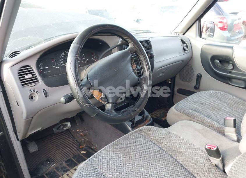 Photo 13 of 1999 Ford Ranger XLT (VIN 1FTYR14X0XPB77848)