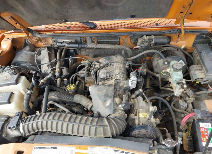 Photo 10 of 2000 Ford Ranger XLT (VIN 1FTYR14X0YTA50882)