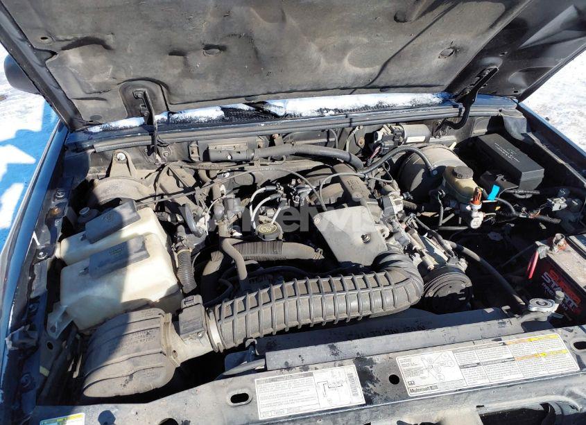 Photo 10 of 2000 Ford Ranger XLT (VIN 1FTYR14X8YPB15650)