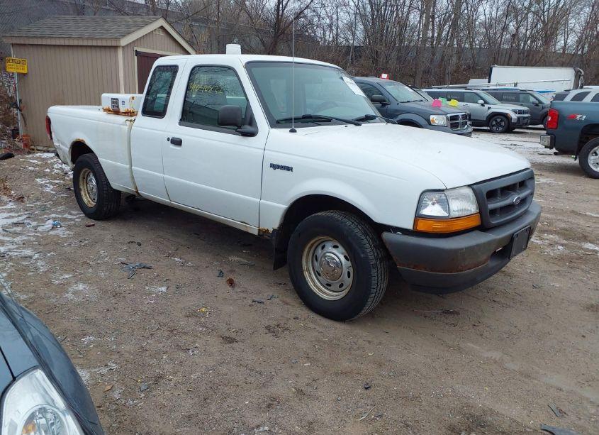 2000 Ford Ranger XLT (VIN 1FTYR14XXYPA56570) main photo