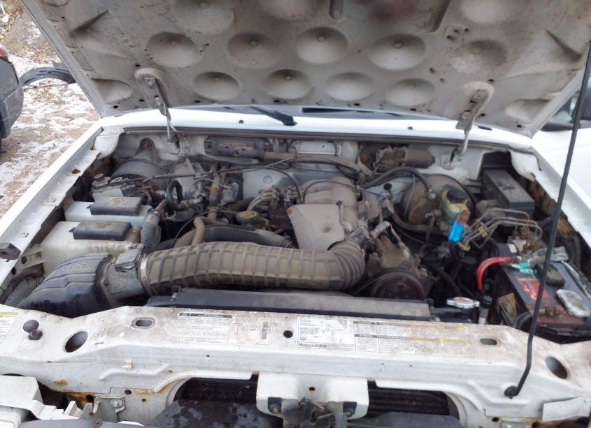 Photo 10 of 2000 Ford Ranger XLT (VIN 1FTYR14XXYPA56570)