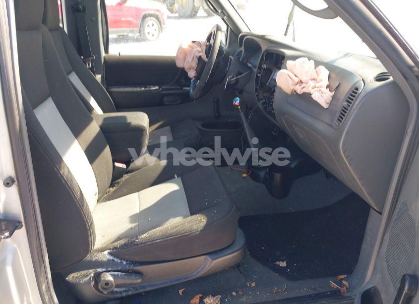 Photo 5 of 2005 Ford Ranger EDGE/XL/XLT (VIN 1FTYR15E65PA17161)