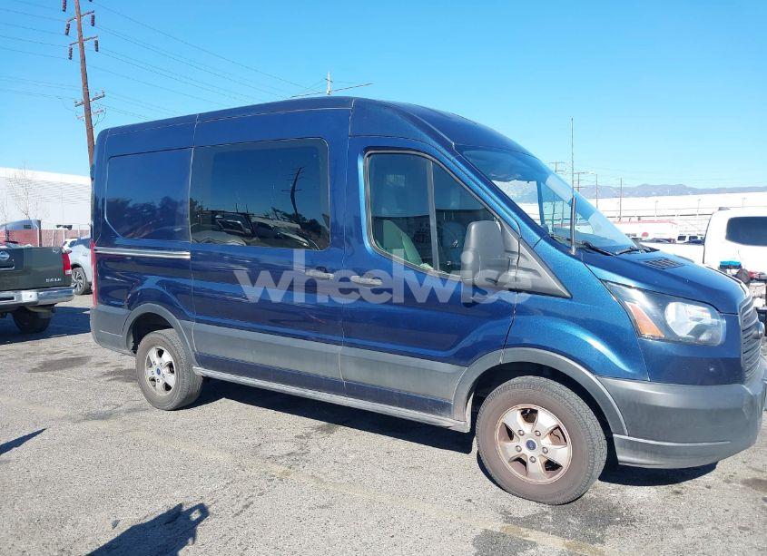 Photo 13 of 2019 Ford Transit-250 (VIN 1FTYR1CG4KKB59912)