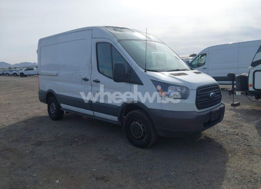 2018 Ford Transit-250 (VIN 1FTYR1CM2JKB03536) main photo