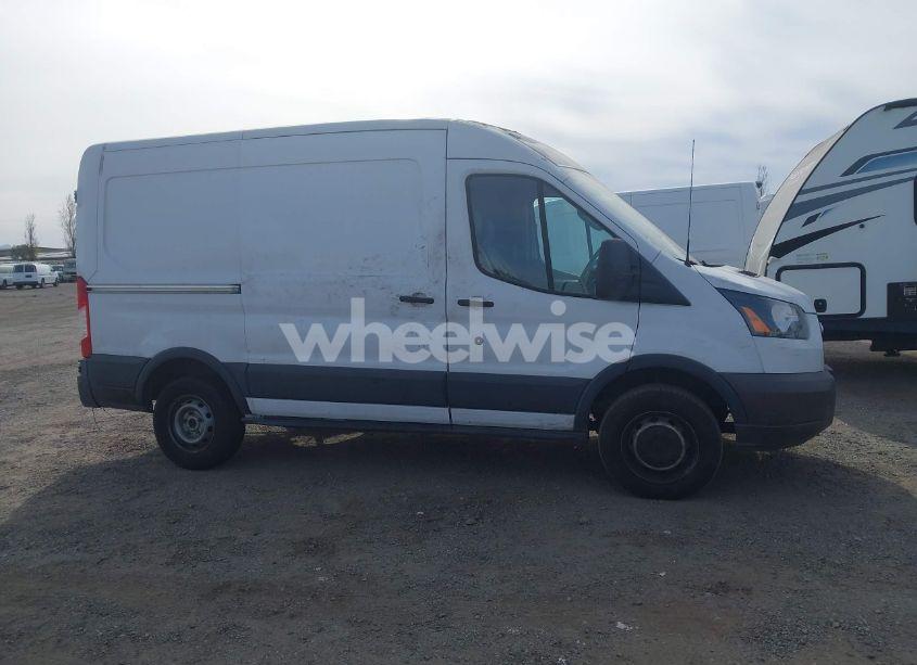 Photo 12 of 2018 Ford Transit-250 (VIN 1FTYR1CM2JKB03536)