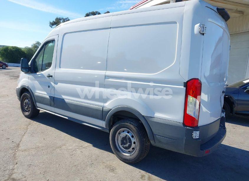 Photo 3 of 2018 Ford Transit-250 (VIN 1FTYR1CM3JKA35165)