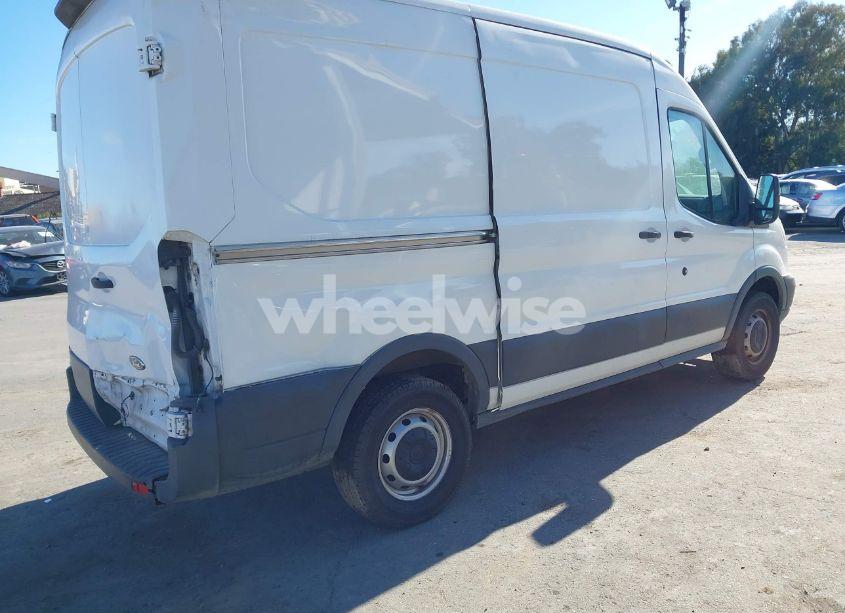 Photo 4 of 2018 Ford Transit-250 (VIN 1FTYR1CM3JKA35165)