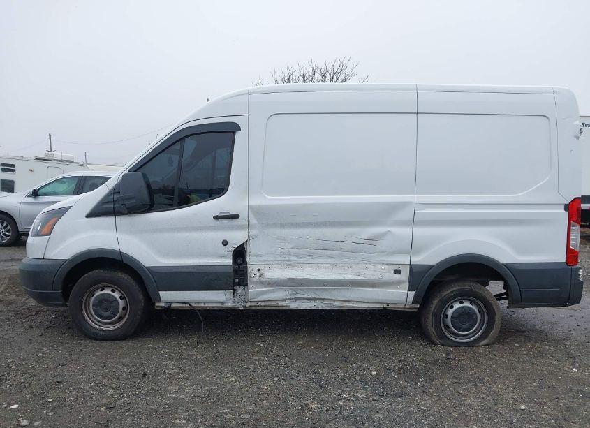 Photo 14 of 2018 Ford Transit-250 (VIN 1FTYR1CM5JKA94184)