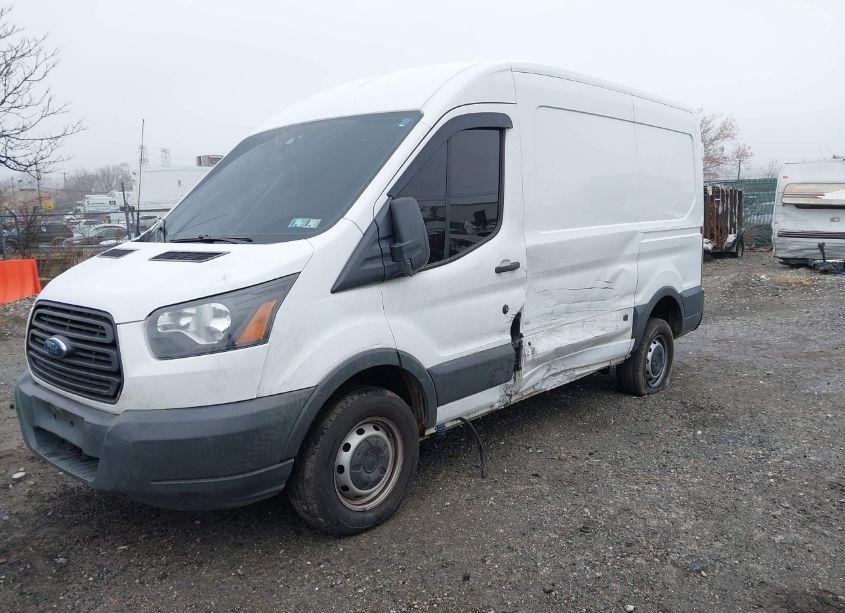 Photo 2 of 2018 Ford Transit-250 (VIN 1FTYR1CM5JKA94184)