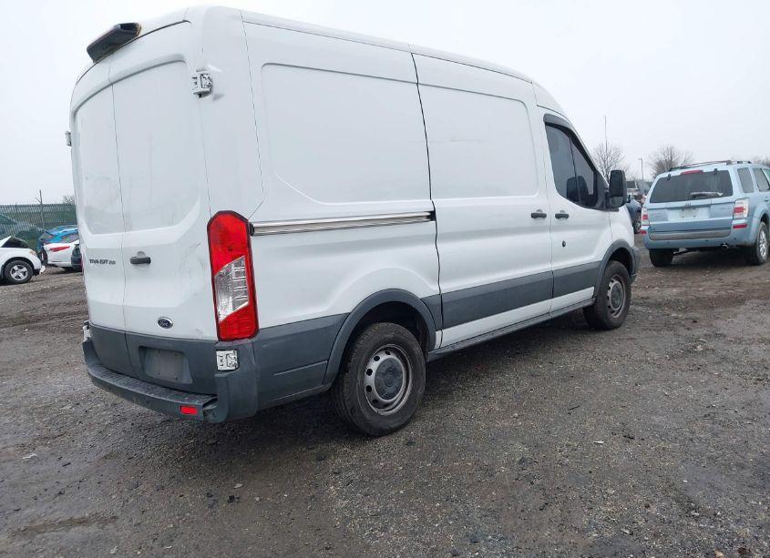 Photo 4 of 2018 Ford Transit-250 (VIN 1FTYR1CM5JKA94184)