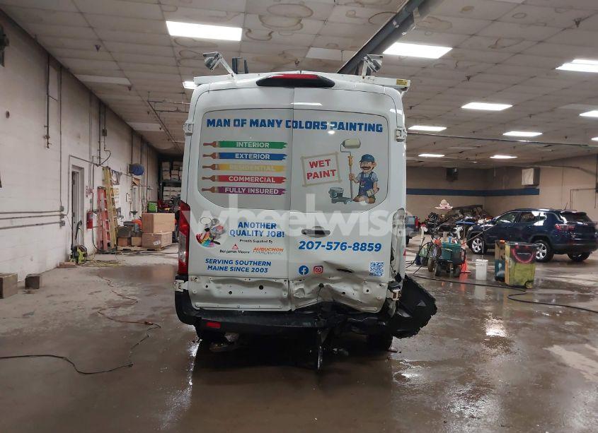 Photo 17 of 2018 Ford Transit-250 (VIN 1FTYR1CM6JKA12527)