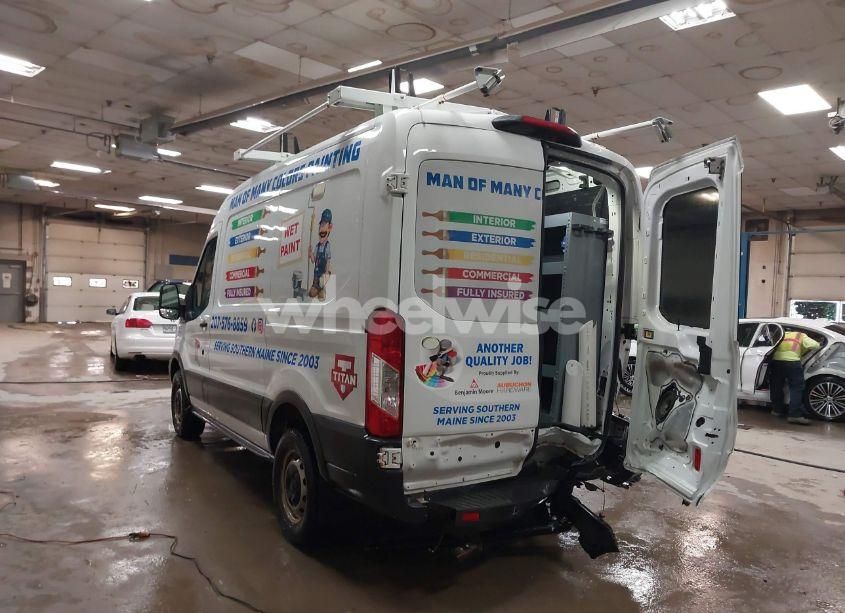 Photo 3 of 2018 Ford Transit-250 (VIN 1FTYR1CM6JKA12527)