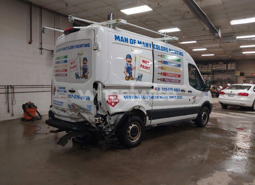 Photo 4 of 2018 Ford Transit-250 (VIN 1FTYR1CM6JKA12527)