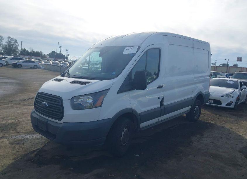 Photo 2 of 2018 Ford Transit-250 (VIN 1FTYR1CM6JKA16030)