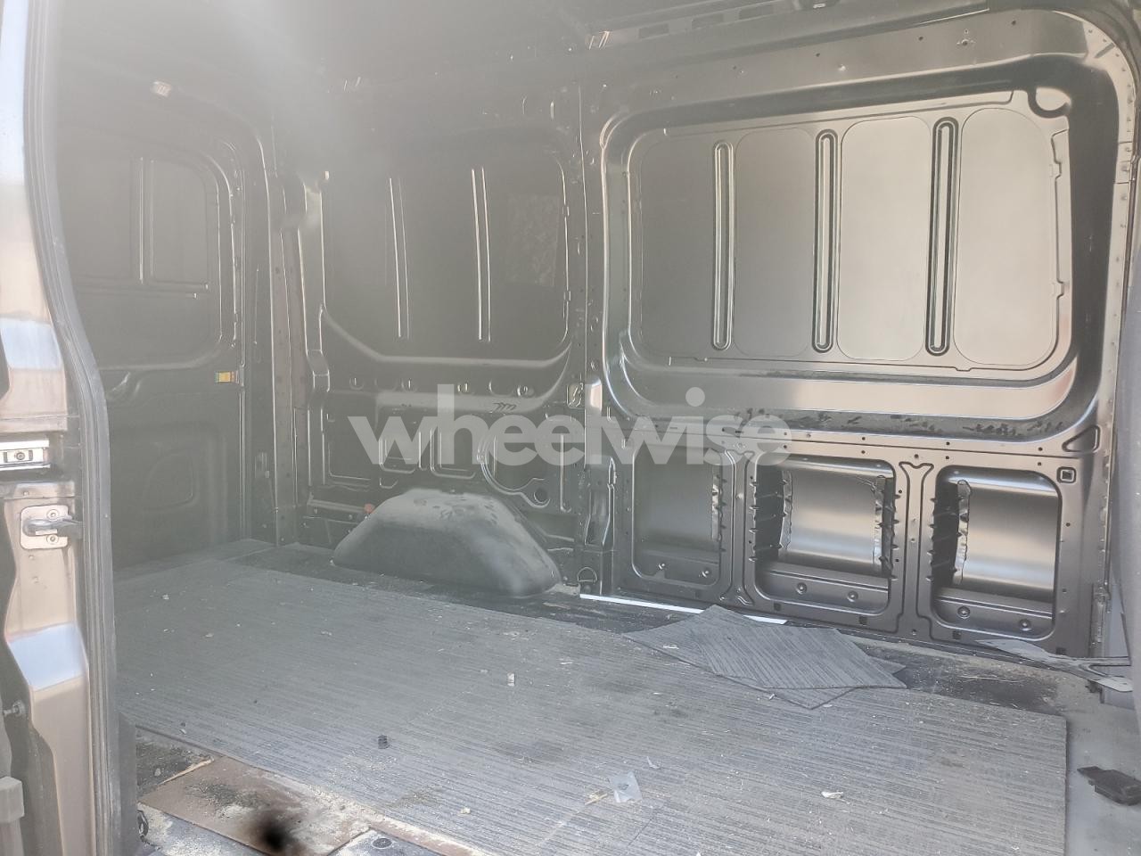 Photo 10 of 2018 FORD TRANSIT T-250 (VIN 1FTYR1CM6JKA51179)