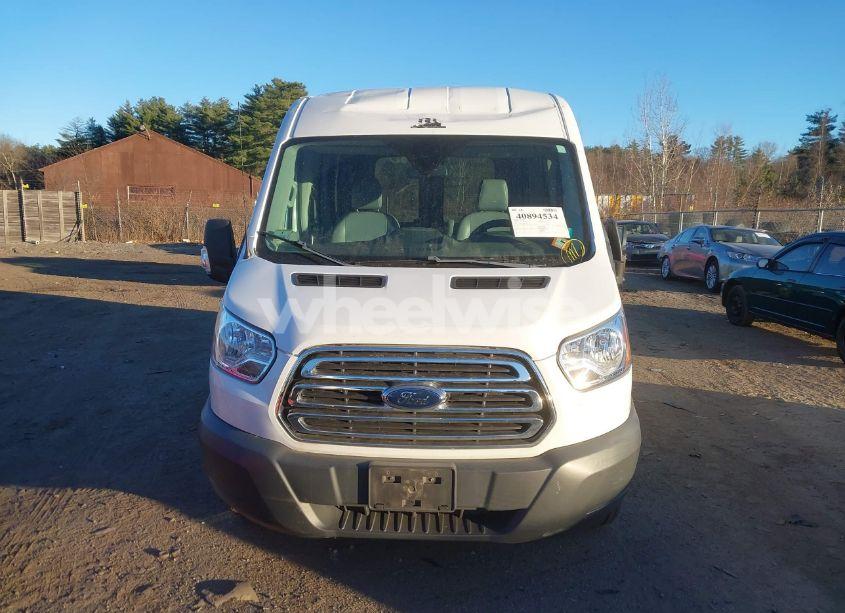 Photo 12 of 2018 Ford Transit-250 (VIN 1FTYR1CMXJKA83181)
