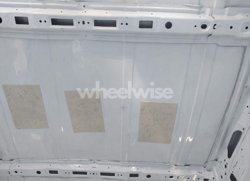 Photo 17 of 2018 Ford Transit-250 (VIN 1FTYR1CMXJKA83181)