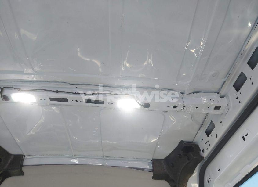 Photo 18 of 2018 Ford Transit-250 (VIN 1FTYR1CMXJKA83181)