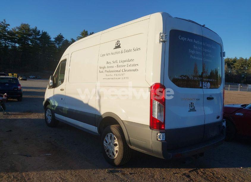 Photo 3 of 2018 Ford Transit-250 (VIN 1FTYR1CMXJKA83181)