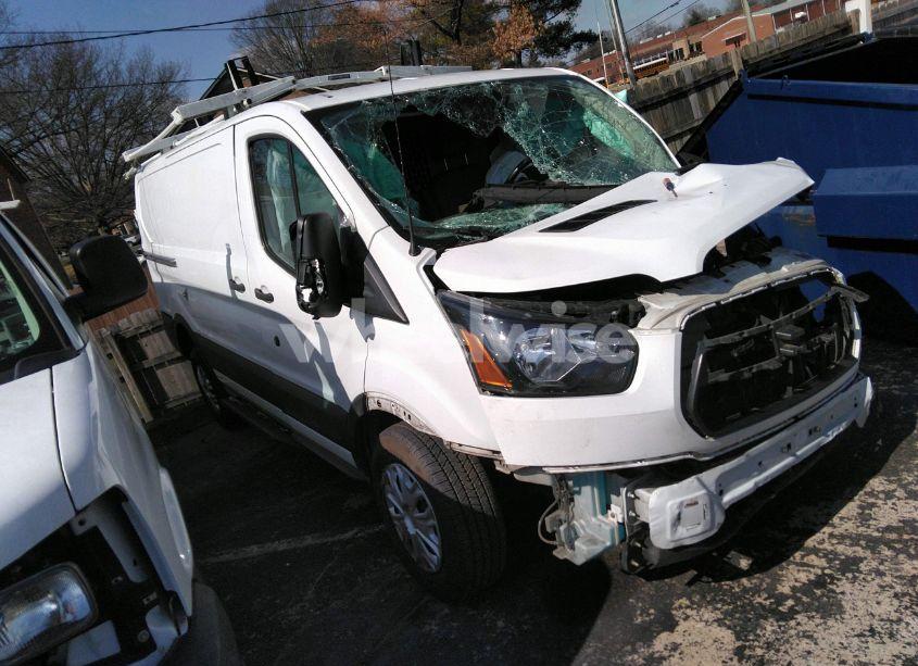 2019 Ford Transit-250 (VIN 1FTYR1YG2KKA31662) main photo