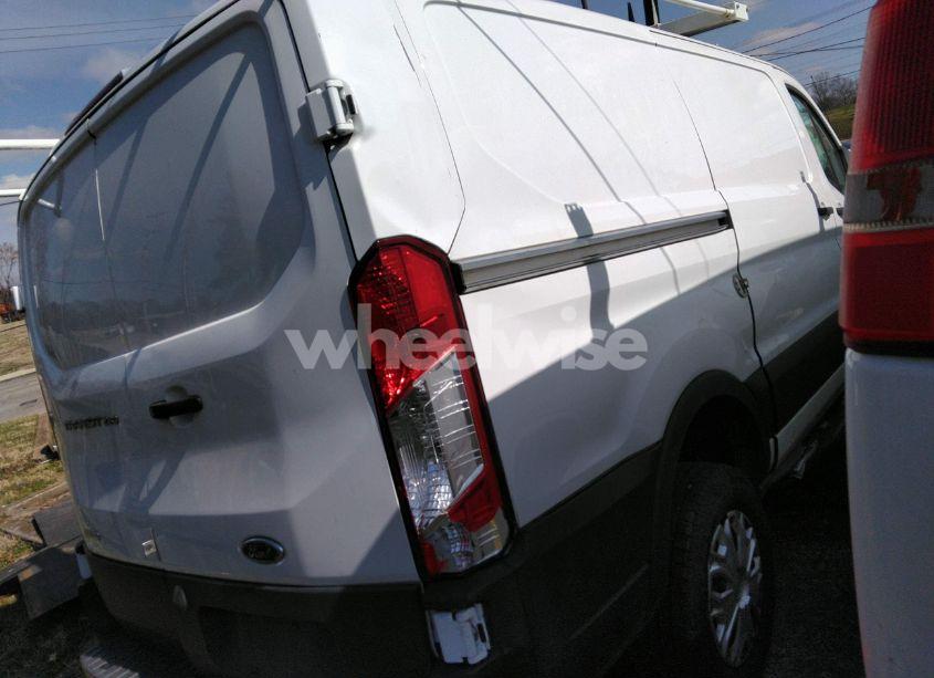 Photo 4 of 2019 Ford Transit-250 (VIN 1FTYR1YG2KKA31662)