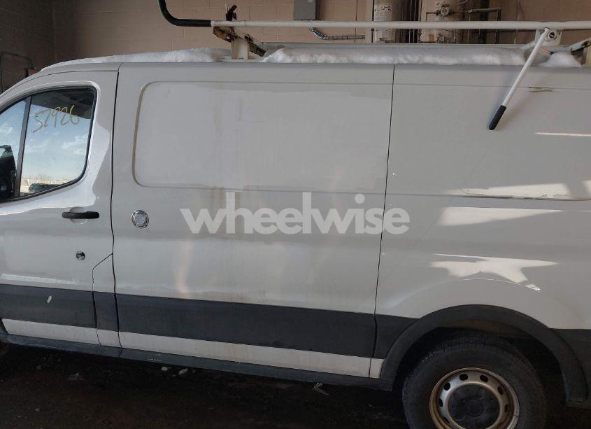 Photo 14 of 2019 Ford Transit-250 (VIN 1FTYR1YG8KKB79962)