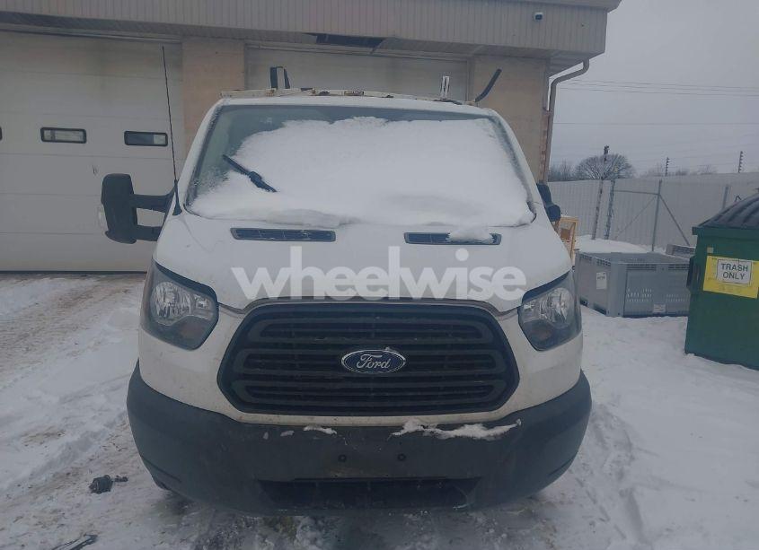 Photo 6 of 2019 Ford Transit-250 (VIN 1FTYR1YG8KKB79962)