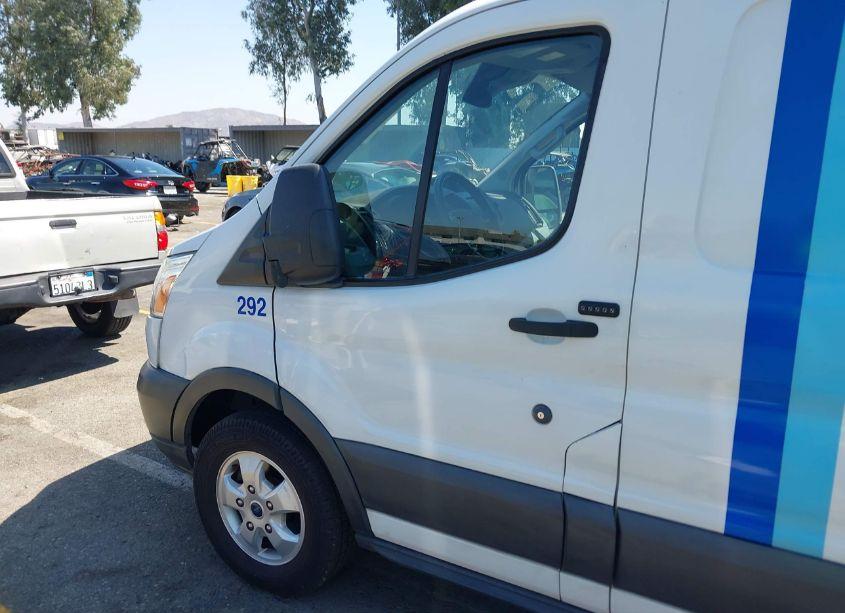 Photo 15 of 2017 Ford Transit-250 N/A (VIN 1FTYR1YG9HKA98445)