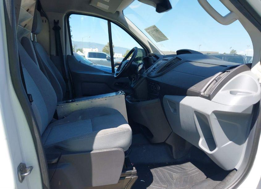 Photo 5 of 2017 Ford Transit-250 N/A (VIN 1FTYR1YG9HKA98445)