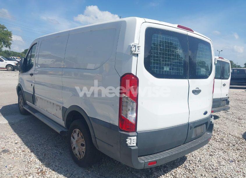 Photo 3 of 2018 Ford Transit-250 (VIN 1FTYR1YM1JKA89833)
