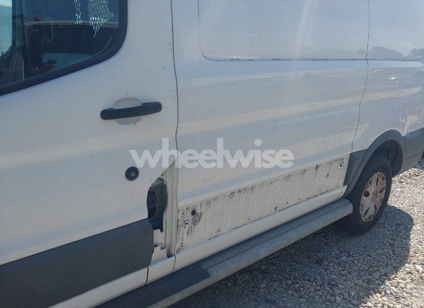 Photo 6 of 2018 Ford Transit-250 (VIN 1FTYR1YM1JKA89833)