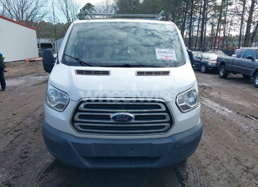 Photo 12 of 2018 Ford Transit-250 (VIN 1FTYR1YM1JKA99083)