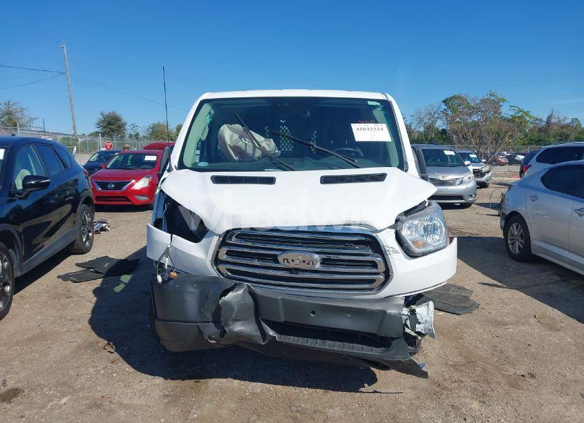 Photo 12 of 2018 Ford Transit-250 (VIN 1FTYR1YM1JKB16481)