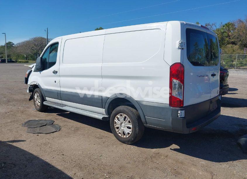 Photo 3 of 2018 Ford Transit-250 (VIN 1FTYR1YM1JKB16481)