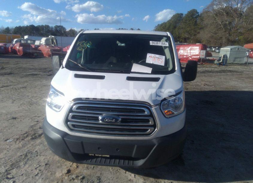 Photo 12 of 2019 Ford Transit-250 (VIN 1FTYR1YM2KKB52357)