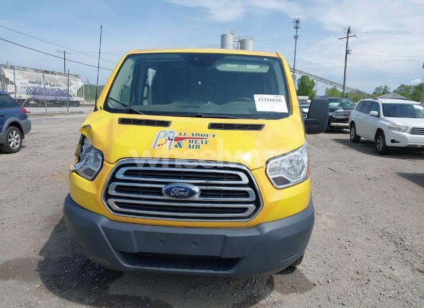 Photo 12 of 2018 Ford Transit-250 (VIN 1FTYR1YM3JKA58969)