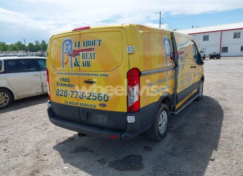 Photo 4 of 2018 Ford Transit-250 (VIN 1FTYR1YM3JKA58969)