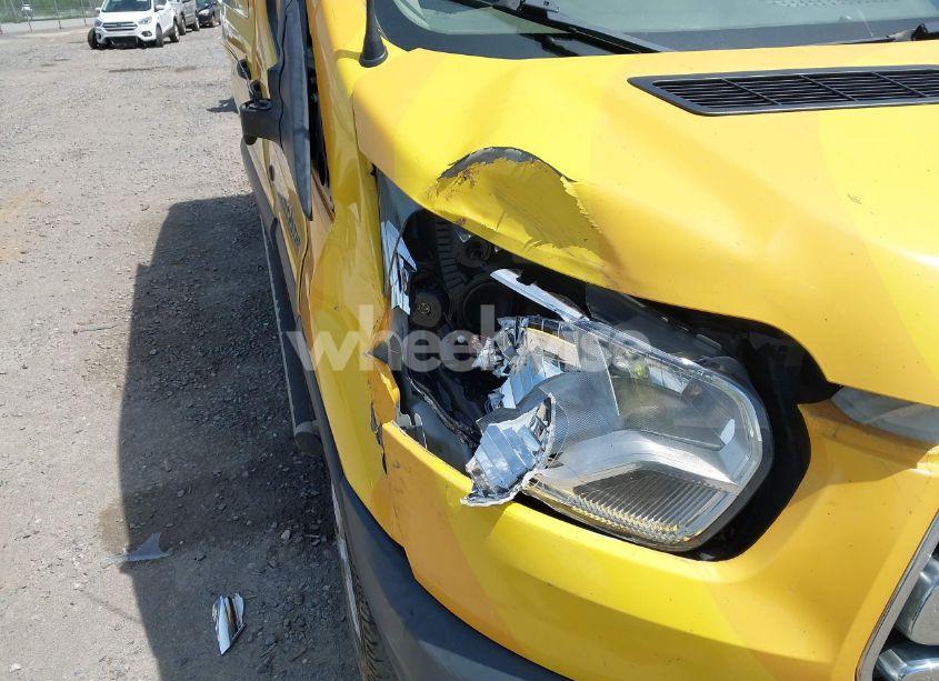 Photo 6 of 2018 Ford Transit-250 (VIN 1FTYR1YM3JKA58969)