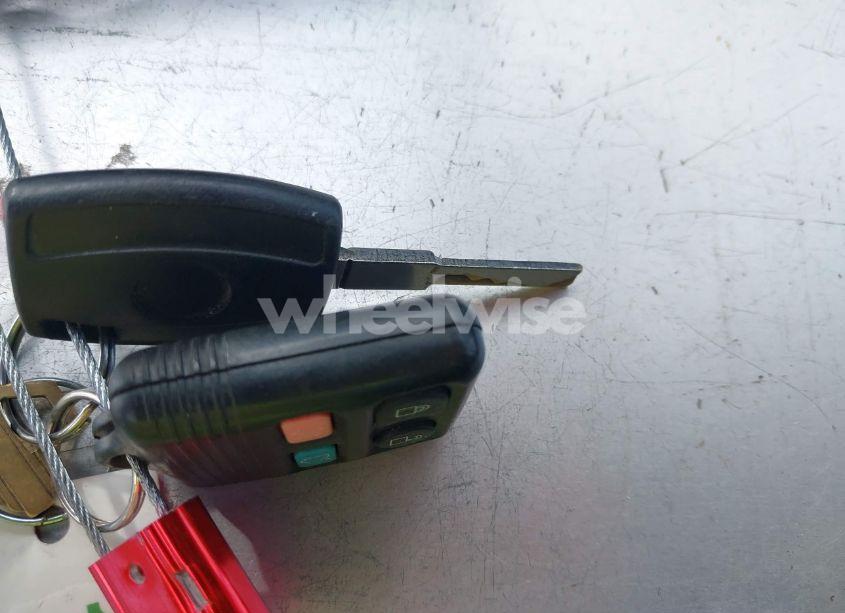 Photo 11 of 2018 Ford Transit-250 (VIN 1FTYR1YM5JKB17150)