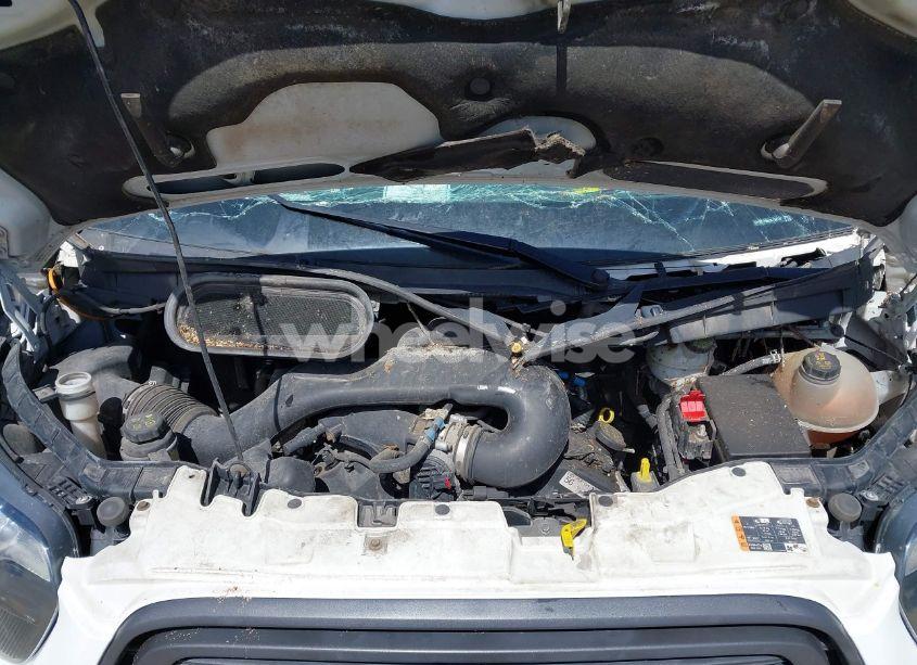 Photo 10 of 2018 Ford Transit-250 (VIN 1FTYR1YM6JKA34729)