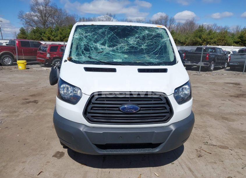 Photo 12 of 2018 Ford Transit-250 (VIN 1FTYR1YM6JKA34729)